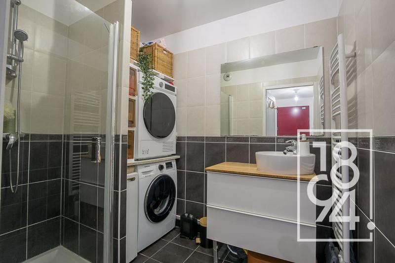 Appartement - 57 m² - 3 pièces