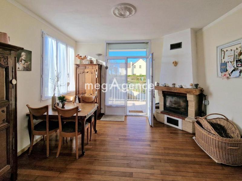 Maison ancienne - 145 m² - 8 pièces