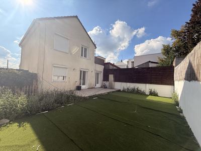 Maison - 120 m² - 7 pièces