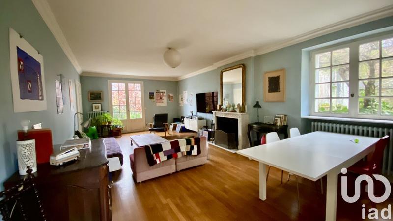 Maison - 305 m² - 1 pièce