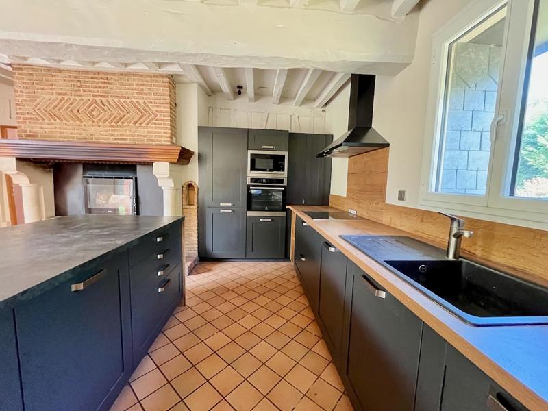 Maison - 267 m² - 7 pièces