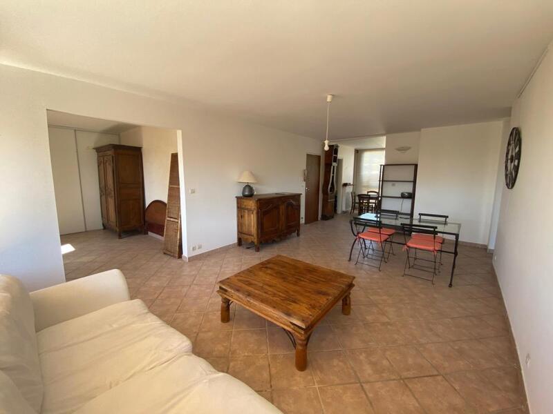 Appartement - 87 m² - 4 pièces