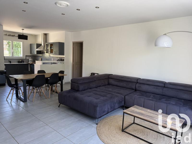 Maison - 93 m² - 4 pièces