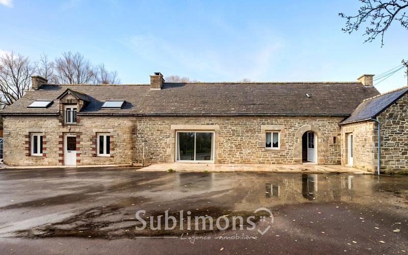 Maison ancienne - 235 m² - 7 pièces