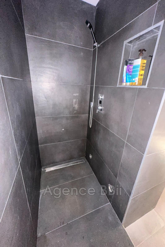 Maison en pierre - 154 m² - 7 pièces