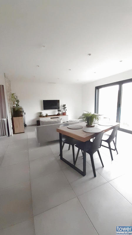 Maison - 100 m² - 4 pièces