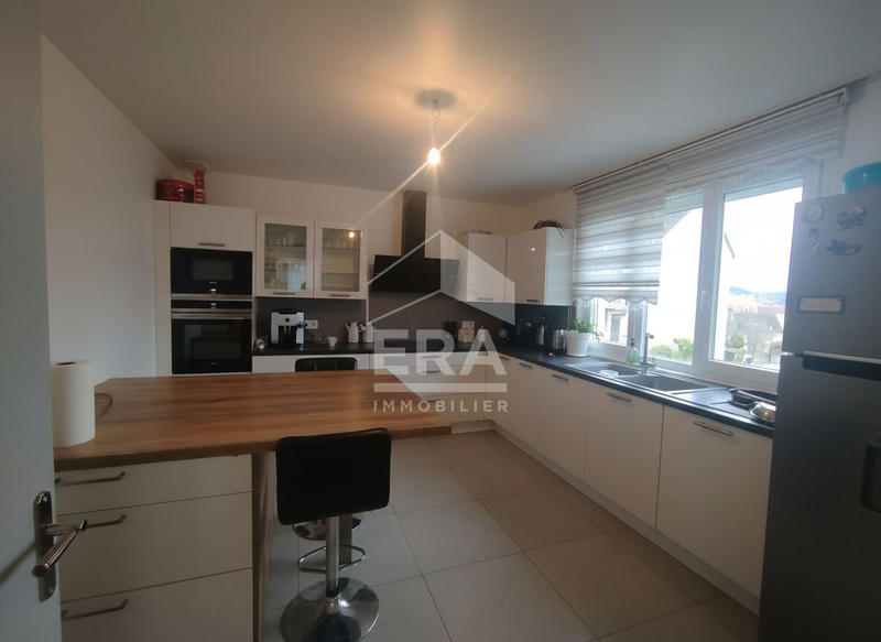 Maison - 174 m² - 7 pièces