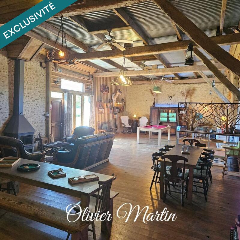 Propriété - 275 m² - 11 pièces