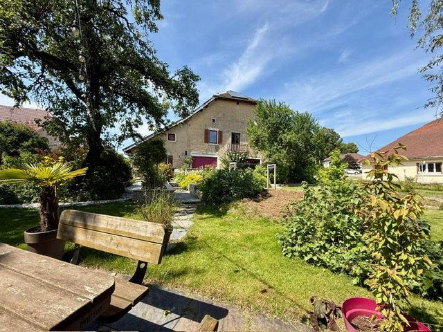 Maison de campagne - 331 m² - 9 pièces