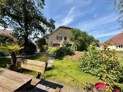 Maison de campagne - 331 m² - 9 pièces