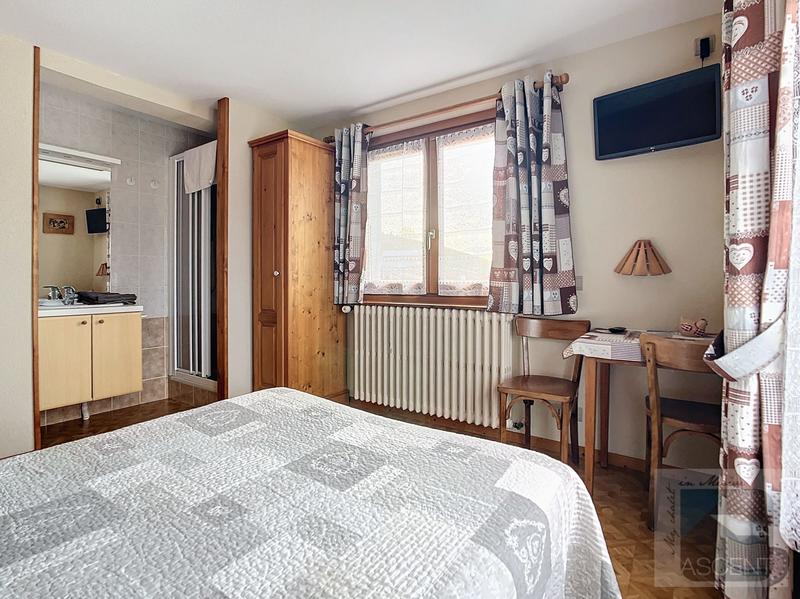 Châlet - 252 m² - 16 pièces