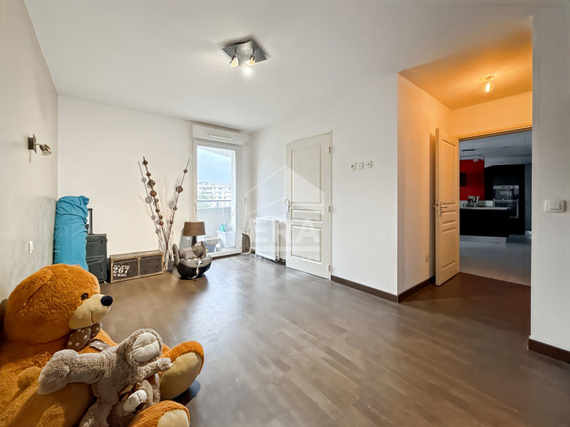 Appartement - 86 m² - 4 pièces