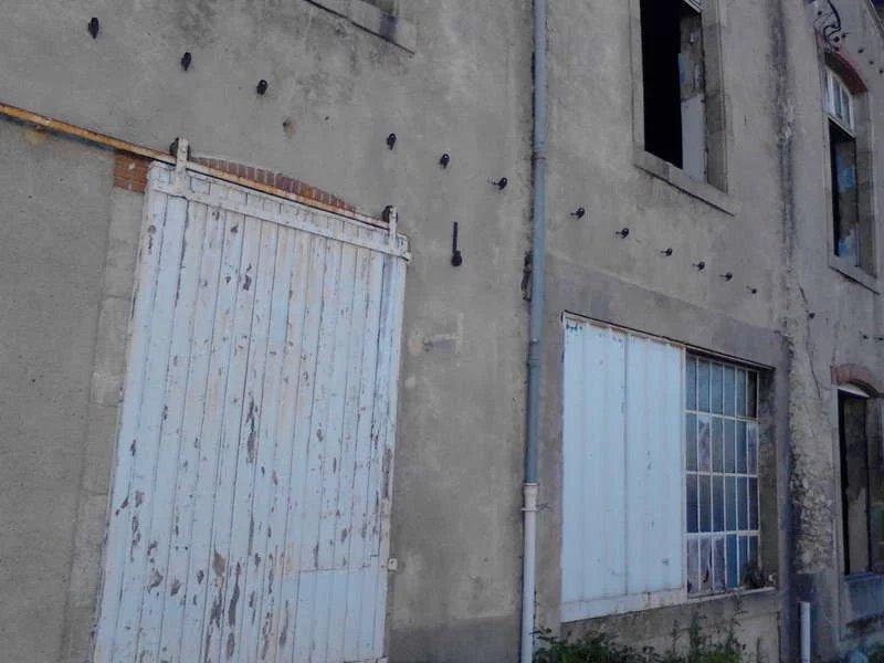 Local d'activité / Entrepôt - 600 m² - 2 pièces