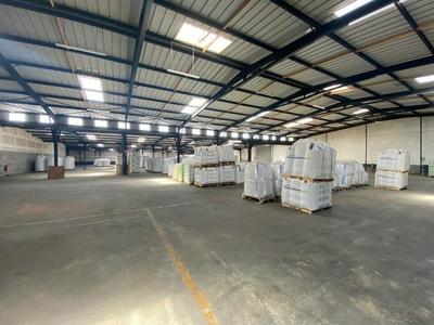 Local d'activité / Entrepôt - 3 000 m²