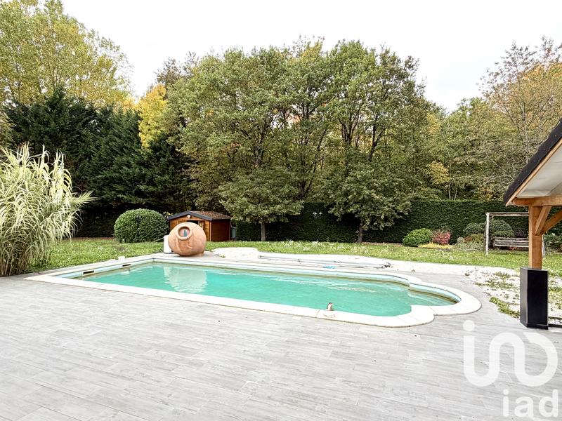 Maison - 253 m² - 6 pièces