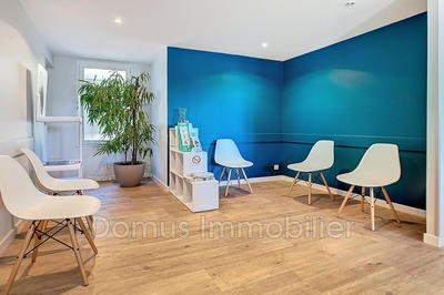 Maison - 288 m² - 13 pièces