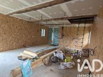 Maison - 250 m² - 11 pièces