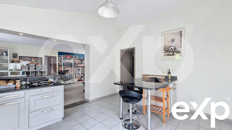 Maison traditionnelle - 97 m² - 5 pièces