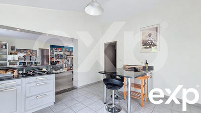 Maison traditionnelle - 97 m² - 5 pièces