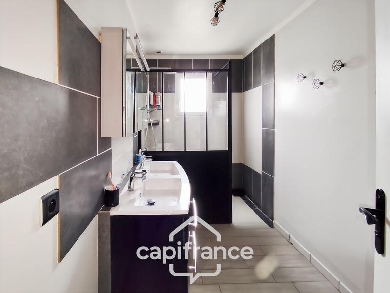 Maison - 120 m² - 7 pièces