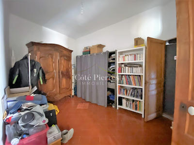 Appartement - 87 m² - 4 pièces