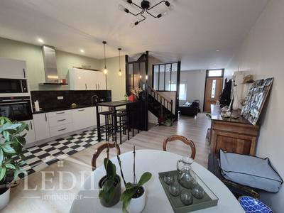 Maison de ville - 89 m² - 4 pièces