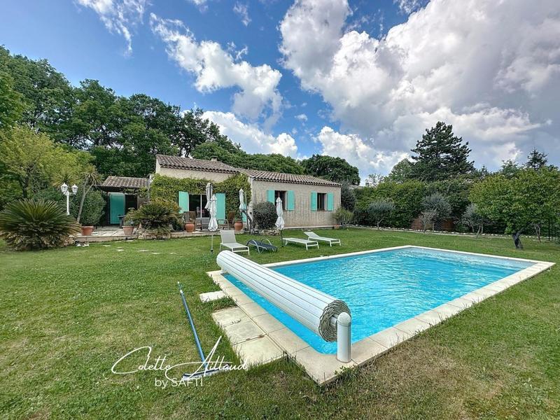 Maison - 111 m² - 5 pièces