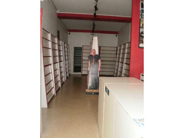 Local commercial - 101 m²