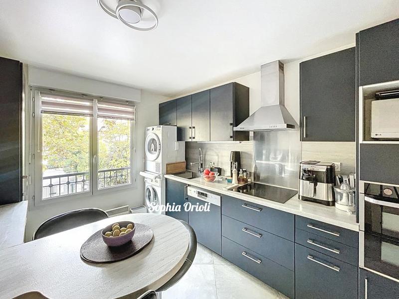 Appartement - 90 m² - 4 pièces