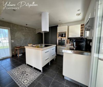 Maison - 145 m² - 7 pièces