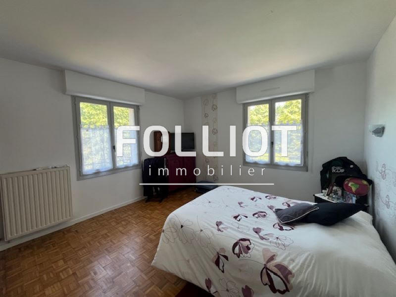 Maison - 177 m² - 7 pièces