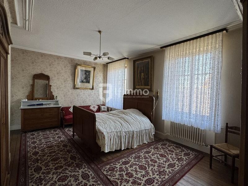 Corps de ferme - 181 m² - 8 pièces