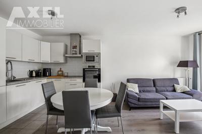 Appartement - 76 m² - 4 pièces