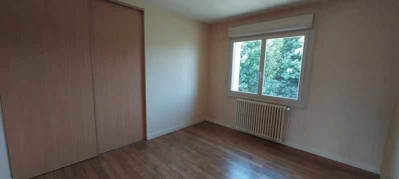 Maison - 99 m² - 5 pièces