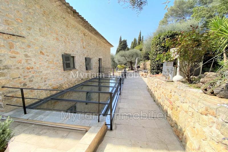 Bastide - 460 m² - 12 pièces