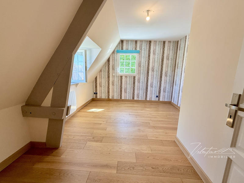 Maison - 130 m² - 7 pièces