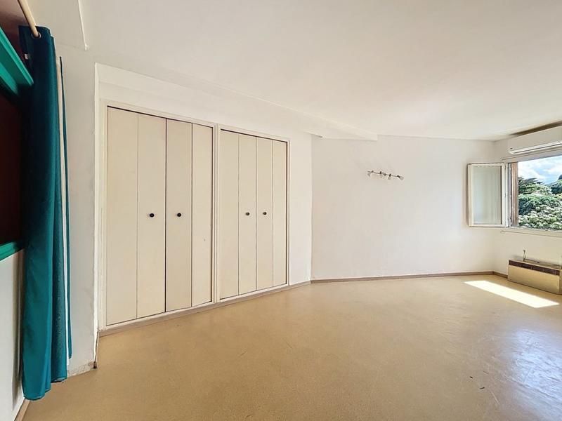 Appartement - 60 m² - 2 pièces