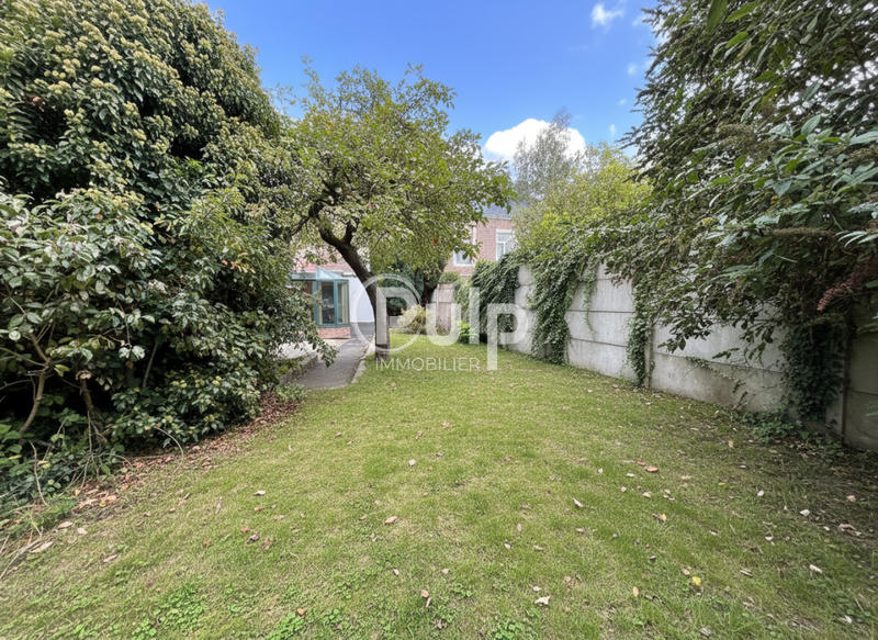 Maison bourgeoise - 197 m² - 10 pièces