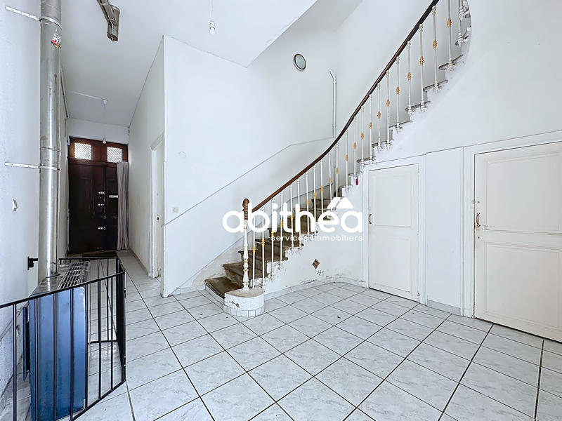 Maison - 174 m² - 7 pièces