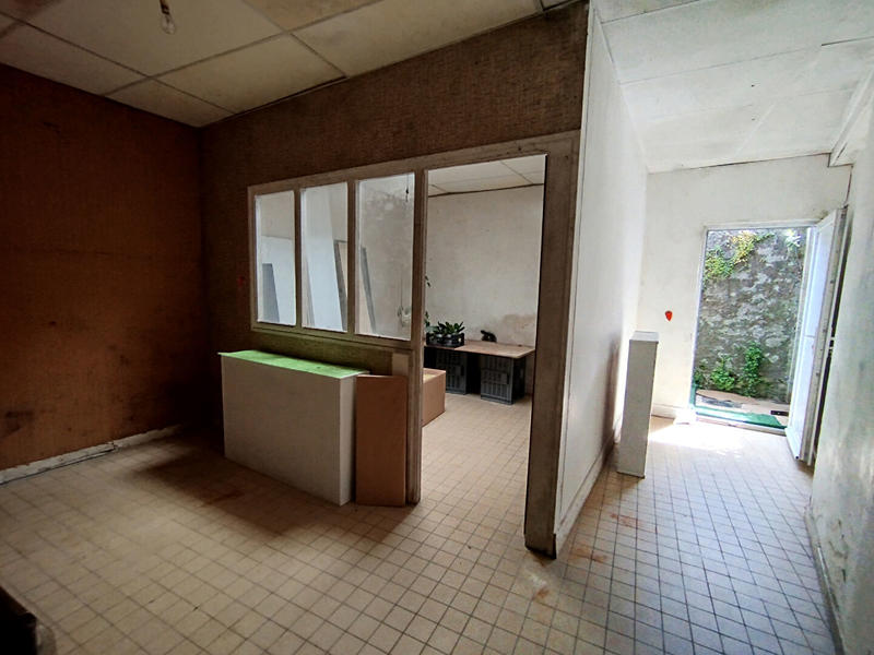 Maison - 203 m² - 10 pièces