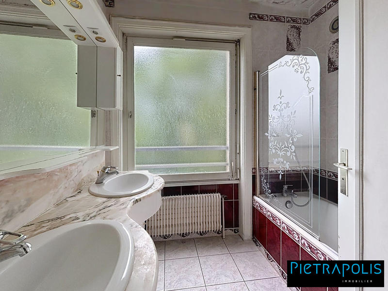 Appartement - 83 m² - 3 pièces