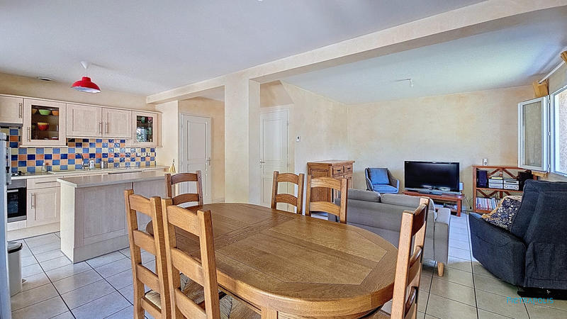 Maison - 88 m² - 4 pièces