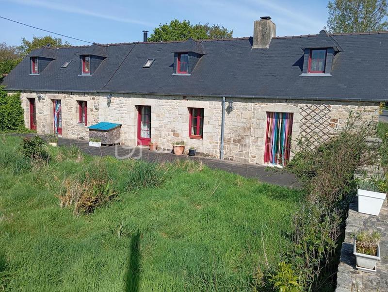 Maison en pierre - 108 m² - 5 pièces