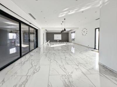 Maison - 224 m² - 6 pièces