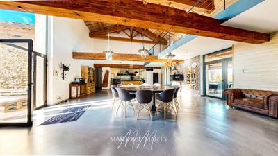 Demeure - 580 m² - 18 pièces