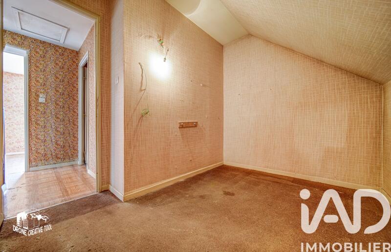 Maison - 91 m² - 5 pièces