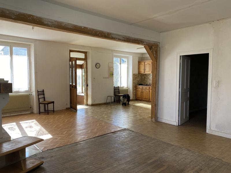 Maison ancienne - 205 m² - 8 pièces