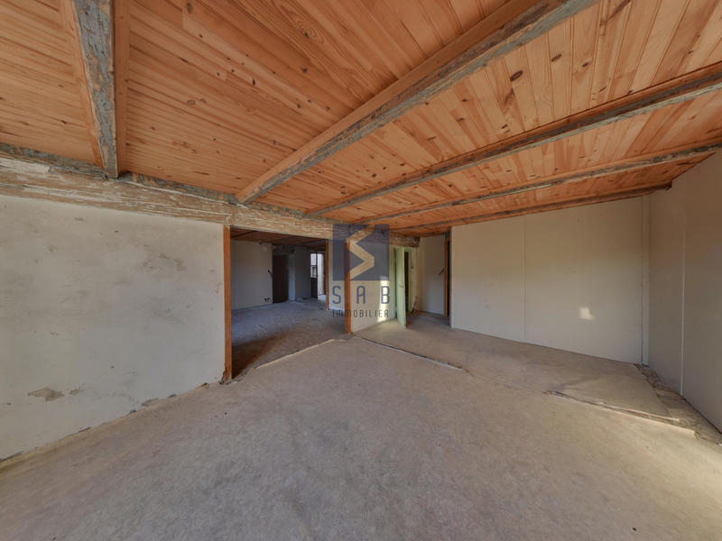 Maison - 105 m² - 5 pièces