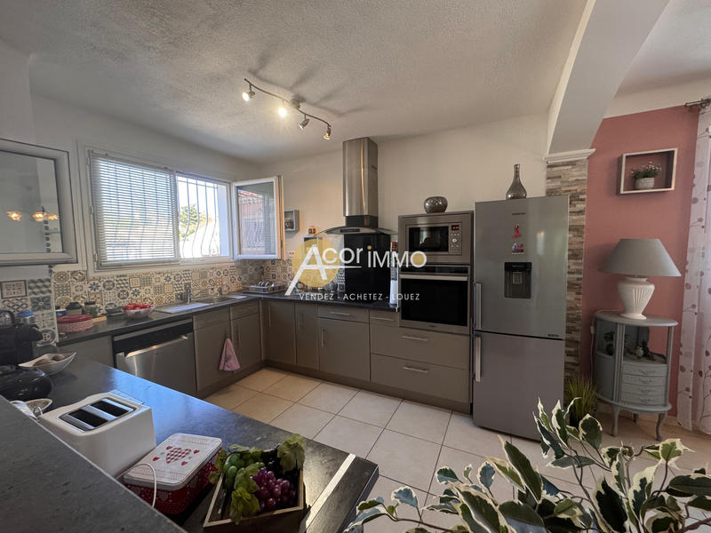 Maison - 97 m² - 4 pièces