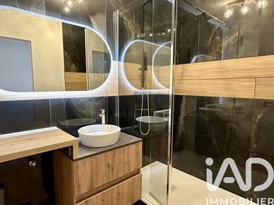 Appartement - 81 m² - 4 pièces